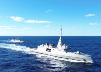 Belharra: Πώς το Πολεμικό Ναυτικό θα καλωσορίσει τη φρεγάτα «Κίμων» – Η υποδοχή με τα 6 πολεμικά, το θωρηκτό «Αβέρωφ» και την τριήρη «Ολυμπιάς»