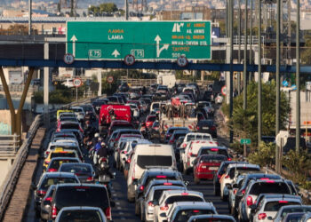 Χρήστος Δήμας για το κυκλοφοριακό χάος στην Αθήνα: Εξετάζεται flyover στον Κηφισό και αποκέντρωση επιχειρήσεων