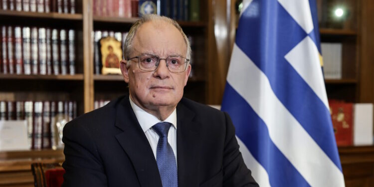 Κωνσταντίνος Τασούλας: «Ας είναι η νέα χρονιά ευκαιρία να αλλάξουμε όσα μας πληγώνουν»