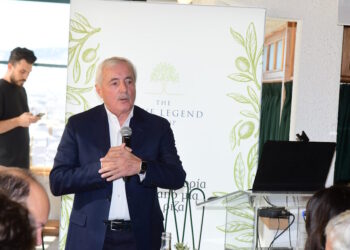 Από την Ελλάδα στις διεθνείς αγορές: Το όραμα Καραμούζη – Αντωνόπουλου για έναν παγκόσμιο παίκτη στο ελαιόλαδο