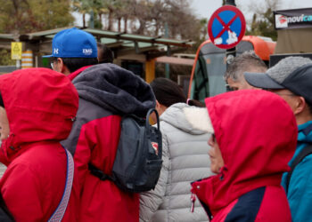 Καιρός: Απότομη πτώση της θερμοκρασίας έως 10°C από την Κυριακή – Ποιες περιοχές θα επηρεάσει το κύμα ψύχους