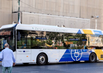 Κυψέλη: 15χρονος κατήγγειλε σεξουαλική παρενόχληση από άνδρα μέσα σε λεωφορείο