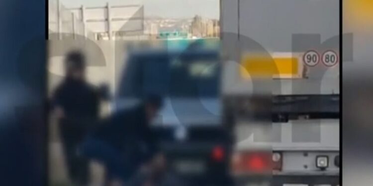 Λυκόβρυση: Άγριο ξύλο μεταξύ οδηγών για την προτεραιότητα
