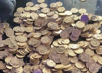 Θεσσαλονίκη: 98χρονος έδωσε 370 χρυσές λίρες σε αγνώστους που του είπαν ότι δήθεν απήγαγαν τον γιο του