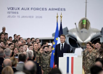 Ο Μακρόν ζητά κονδύλια 36 δισ. ευρώ για την άμυνα – «Για να σε φοβούνται, πρέπει να είσαι ισχυρός»