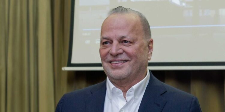 Στρατηγικό deal Metlen με Όμιλο Τσάκου στον τομέα της ενέργειας