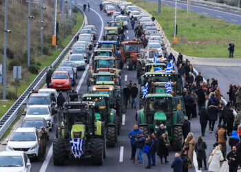 Ουρές χιλιομέτρων στην Εθνική Οδό – Μεγάλη ταλαιπωρία για τους ταξιδιώτες σε Μαρτίνο, Ριτσώνα, Λάρισα και Τρίκαλα