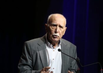 Γιώργος Παπαδάκης: Η σπαρακτική ανάρτηση του ανιψιού και συνεργάτη του, Αντώνη – Έζησα περισσότερα χρόνια δίπλα στον θείο μου, παρά με τον πατέρα μου