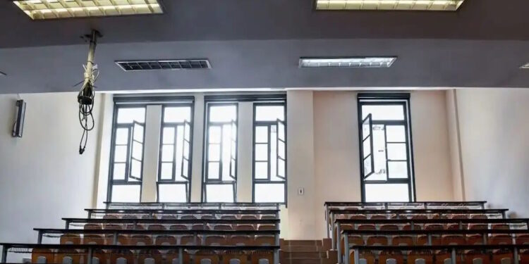 Επιχορήγηση 4,4 εκατ. ευρώ σε πέντε ΑΕΙ και πρόσληψη 450 νέων μελών ΔΕΠ