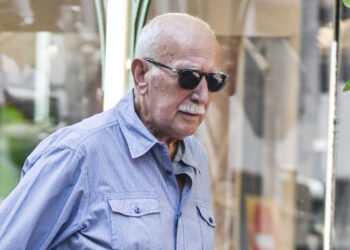 Γιώργος Παπαδάκης: Η τελευταία δημόσια εμφάνιση του παρουσιαστή στο Κολωνάκι τον Οκτώβριο του 2025