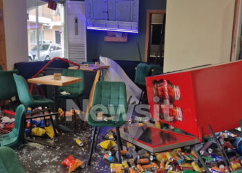 Πάτρα: «Γυαλιά – καρφιά» η καφετέρια του ιδιοκτήτη του νυχτερινού κέντρου στο οποίο ξυλοκοπήθηκε μέχρι θανάτου ο 30χρονος