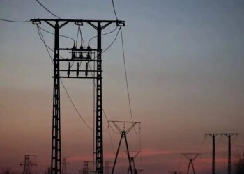 Χαμηλότερα από τις γειτονικές χώρες έκλεισε η Ελλάδα το 2025 στη χονδρική του ηλεκτρικού ρεύματος