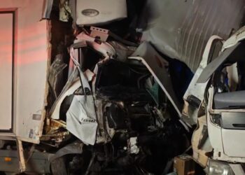 Κηφισός: Νεκρός ο ένας οδηγός μετά το σοβαρό τροχαίο – Έπεσε πάνω του φορτηγό από το αντίθετο ρεύμα