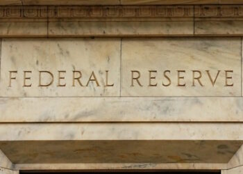 Σταθερά επιτόκια από τη Fed, μετά από τρεις μειώσεις, προβλέπει η αγορά