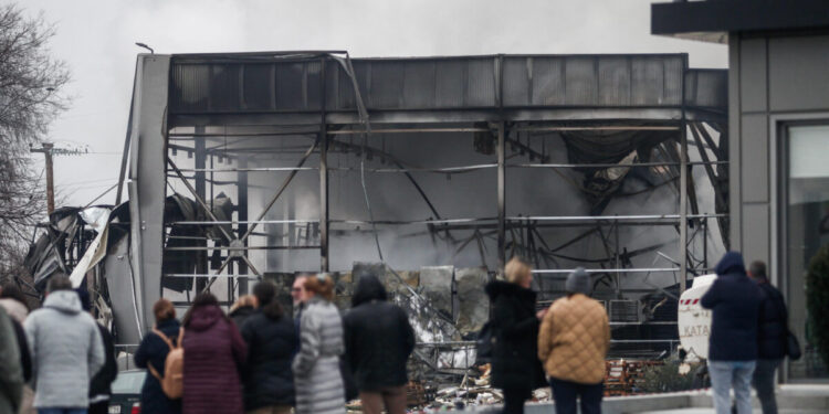 Τραγωδία στη «Βιολάντα»: Στον εισαγγελέα οι 3 συλληφθέντες για την έκρηξη με τις 5 νεκρές εργαζόμενες