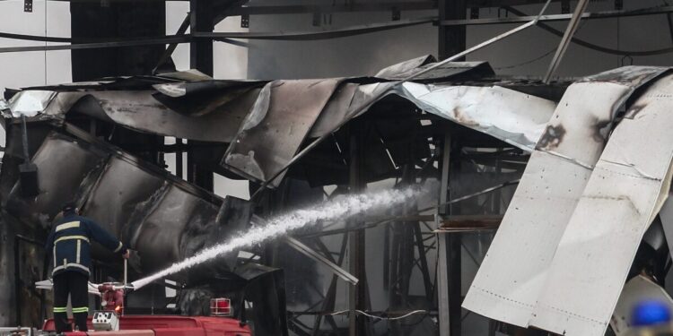 Τραγωδία στο εργοστάσιο «Βιολάντα»: Με δείγμα DNA η ταυτοποίηση των σορών – Οι υπόλοιποι σώθηκαν γιατί έκαναν διάλειμμα