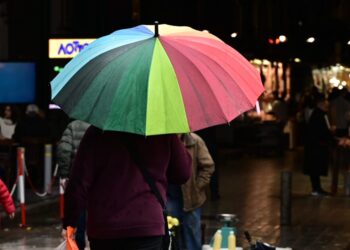 Καιρός – Κολυδάς: Καταιγίδες, χιόνια και πτώση της θερμοκρασίας – Κακοκαιρία μέχρι την Κυριακή