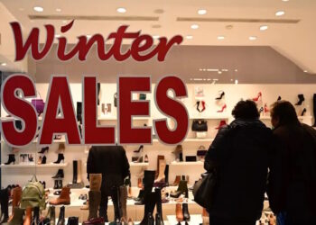 Χειμερινές εκπτώσεις 2026: Πάνω από 50% οι πραγματικές μειώσεις – «Τελευταία ανάσα» για τις μικρομεσαίες επιχειρήσεις