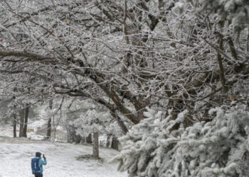 Καιρός: Στους -17°C η θερμοκρασία στο Νευροκόπι – Ανεβαίνει ο υδράργυρος από το μεσημέρι