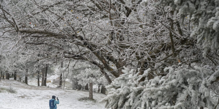 Καιρός: Στους -17°C η θερμοκρασία στο Νευροκόπι – Ανεβαίνει ο υδράργυρος από το μεσημέρι