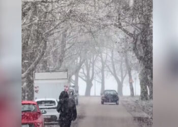 Η κακοκαιρία χτυπά την Ήπειρο: Πανέμορφα χιονισμένα τοπία στα Ιωάννινα – Πλημμύρισαν χιλιάδες στρέμματα στις Φιλιάτες