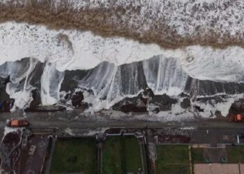 Πνίγηκε στη λάσπη ο Αγιόκαμπος: Εικόνες καταστροφής μετά την ισχυρή βροχόπτωση