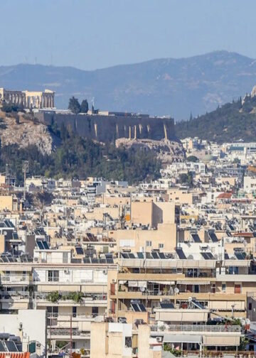 Ηλεκτρικές εγκαταστάσεις άνευ προδιαγραφών στην Ελλάδα – Κίνδυνοι λόγω παλαιότητας κτιρίων και αυξημένης κατανάλωσης ρεύματος