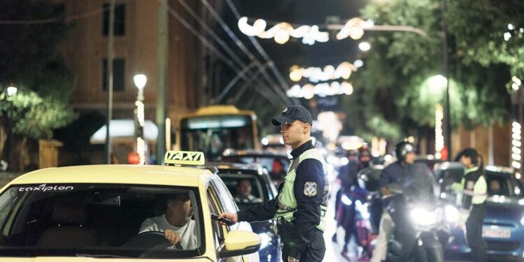 «Τσιλιαδόροι» μπαίνουν στη θέση μεθυσμένων οδηγών και περνούν τα αλκοτέστ στα μπλόκα