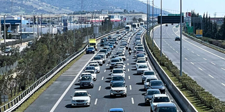 Αττική Οδός: «Παραλύει» μέχρι την Κυριακή το ρεύμα προς Αεροδρόμιο λόγω εργασιών – Κλειστό το τμήμα από Ασπρόπυργο μέχρι Φυλής