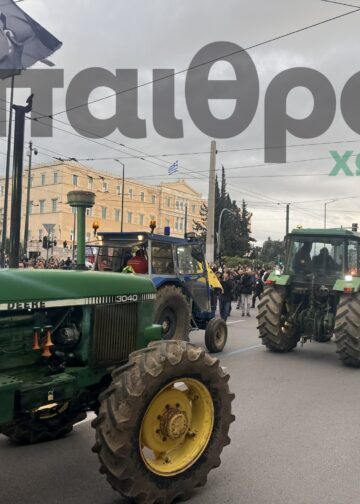 Aποχώρησαν οι αγρότες με τα τρακτέρ από το Σύνταγμα – Τα αιτήματα και η επόμενη μεγάλη κινητοποίηση