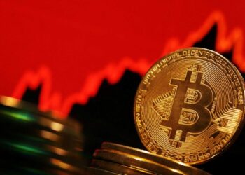 Σε ελεύθερη πτώση το Bitcoin – Βρέθηκε και κάτω από τα 70.000 δολάρια