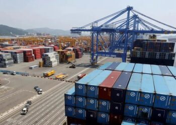 Εμπορικό ισοζύγιο: Υπερδιπλάσια αύξηση στην αξία των εισαγωγών από εκείνη των εξαγωγών