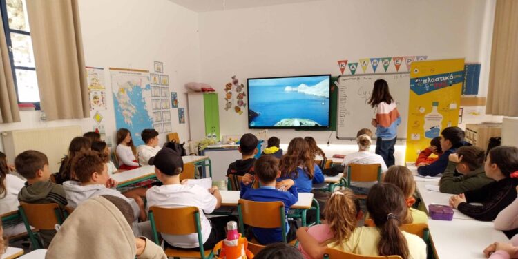 ΔΕΗ: 1.700 μαθητές σε 6 νησιά συμμετείχαν στο εκπαιδευτικό πρόγραμμα «Το Πλαστικό μου κι Εγώ»