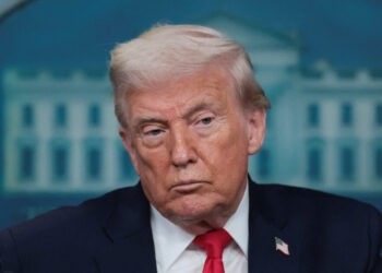 Τραμπ: Ο Κέβιν Γουόρς θέλει να μειώσει το κόστος δανεισμού