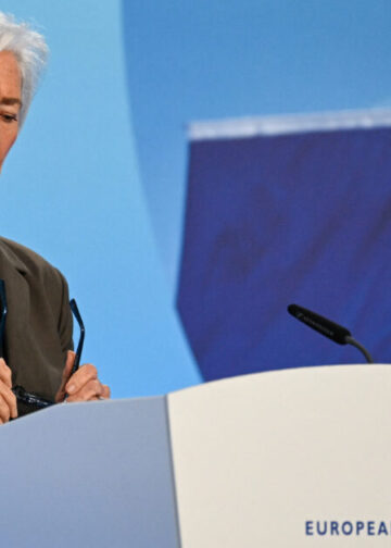 Λαγκάρντ: Η διεθνής αβεβαιότητα, αποτελεί βασικό παράγοντα κινδύνου για την ευρωζώνη