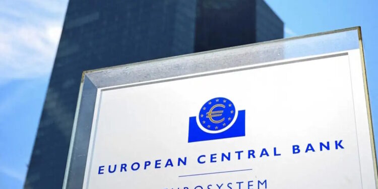 ΕΚΤ: «Χειρόφρενο» στα επιτόκια εν μέσω παγκόσμιας αβεβαιότητας