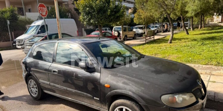 Ελευσίνα: «Μαμά μου, άνοιξε τα μάτια» φώναζε η 44χρονη που έκανε όπισθεν και σκότωσε τη μητέρα της – Η συγκλονιστική μαρτυρία γειτόνισσας