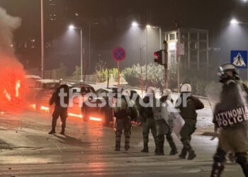 Θεσσαλονίκη: «Δεν δώσαμε άδεια για πάρτι» λέει η Πρυτανεία – 313 προσαγωγές μετά τα σοβαρά επεισόδια έξω από το ΑΠΘ