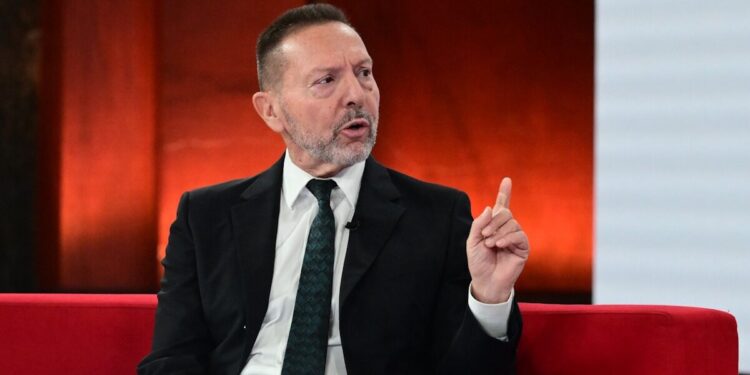 Στουρνάρας: Πρόνοιες για την χρηματοπιστωτική σταθερότητα μετά τις αποφάσεις για τον νόμο Κατσέλη και τα δάνεια σε ελβετικό φράγκο