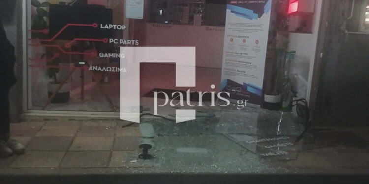 Ηράκλειο: Κλέφτης έσπασε τζαμαρία μαγαζιού, τρόμαξε και του έπεσαν τα κλοπιμαία