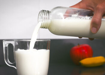 Ο ΕΟΦ ανακαλεί παρτίδες βρεφικού γάλακτος λόγω επικίνδυνης τοξίνης