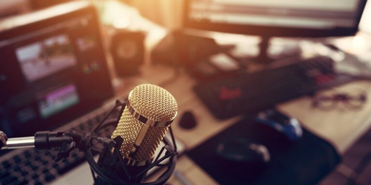 «1ο Φόρουμ για την ελεύθερη ραδιοφωνία»