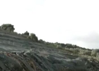 Αιτωλοακαρνανία: Κλειστή παραμένει η Ιόνια Οδός λόγω κατολίσθησης – Μεγαλώνει το ρήγμα