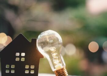 Νόμος Κατσέλη: Χιονοστιβάδα διεκδικήσεων – Ποιος θα πληρώσει το κόστος μετά την απόφαση του Αρείου Πάγου για τα επιτόκια