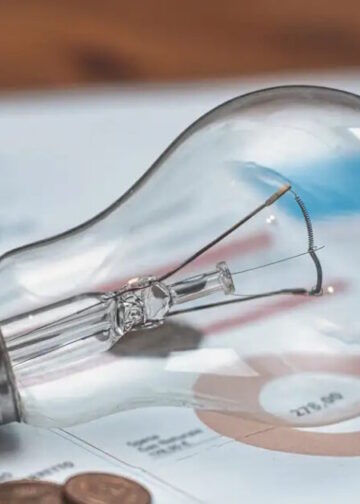 Ηλεκτρικό ρεύμα: Άνοδος στα σταθερά τιμολόγια – Τί δείχνει η σύγκριση το τελευταίο πεντάμηνο