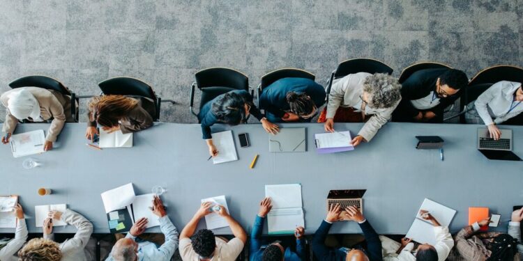 Ρύθμιση οφειλών στο Δημόσιο με (έως) 120 δόσεις ζητούν οι χρεωμένοι μικρομεσαίοι