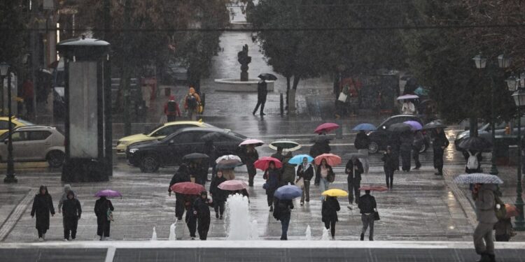 Καιρός: Ισχυρές καταιγίδες από τα μεσάνυχτα του Σαββάτου – Οι περιοχές που θα επηρεαστούν