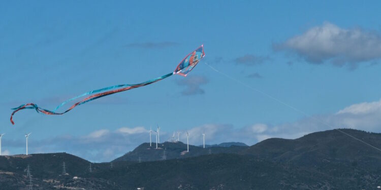 Καιρός αύριο: Καθαρά Δευτέρα με βροχές σε Κυκλάδες και Κρήτη με 7 μποφόρ και θερμοκρασία σε άνοδο