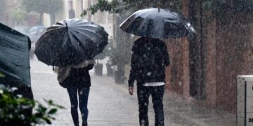 Καιρός: Ισχυρές βροχές και καταιγίδες φέρνει διπλό σύστημα κακοκαιρίας – Έκτακτο δελτίο επιδείνωσης