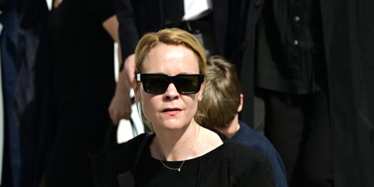 Λένα Παπαληγούρα: Ο συγκινητικός επικήδειος στην κηδεία του πατέρα της, Αναστάση Παπαληγούρα – «Έδειξε τι σημαίνει αξιοπρέπεια»